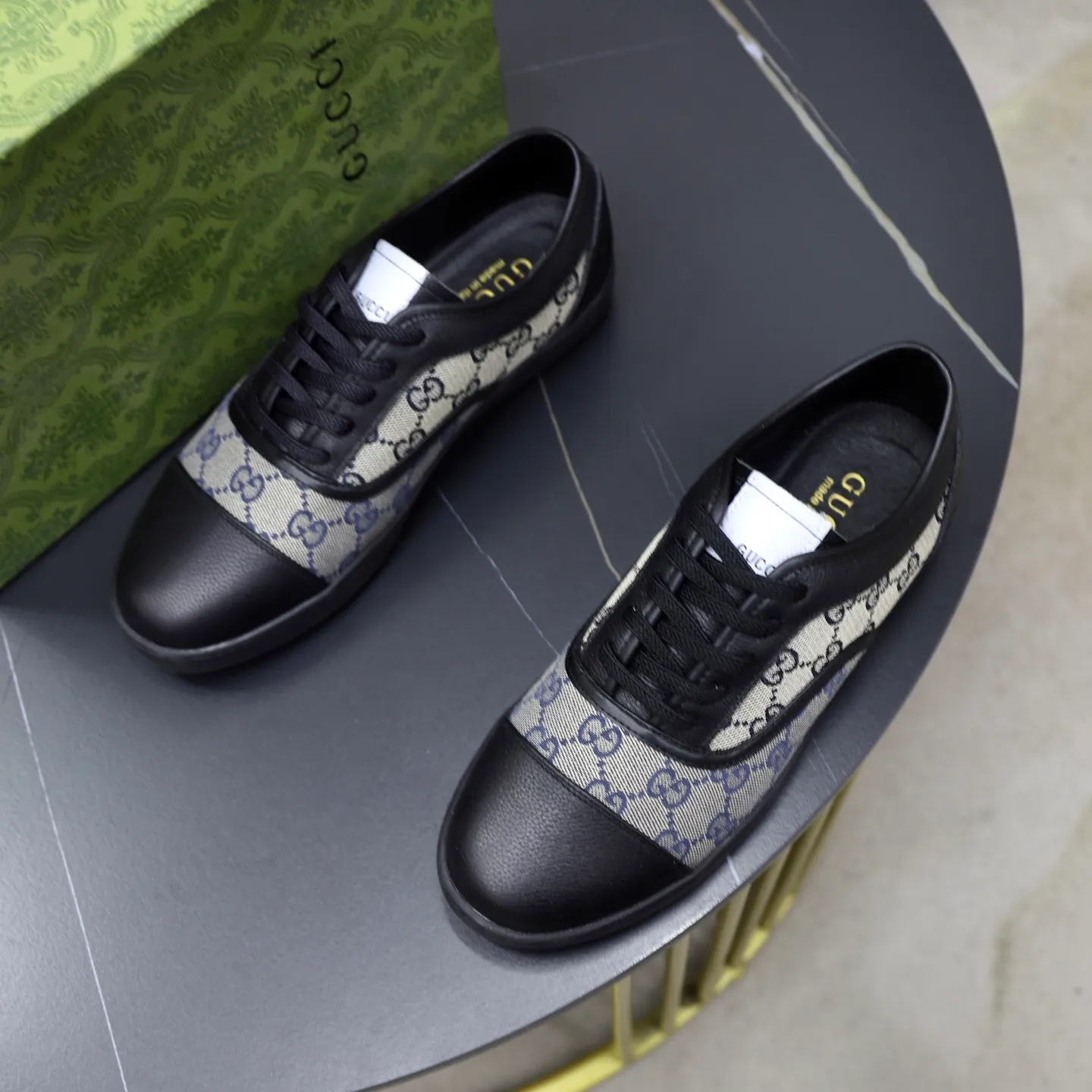 Men's shoes: 400💰🙅‍♂️🙅‍♂️🙅‍♂️ Brand: GUCCI Standard code: 38-44 Grade: Same as the official website Material: Original leather splicing Comfortable sheepskin lining Lightweight wear-resistant outsole Style category: Men's fashionable casual shoes Running sneakers Distinguished luxury brand elements Top luxury Color: Actual picture color